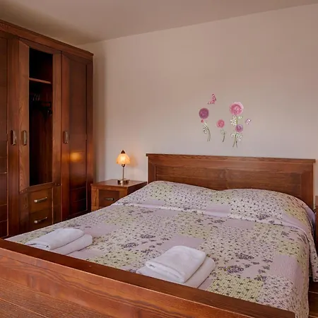 Unique On A Rock, 50 Meters From The Beach, Sea View - By Traveler Tourist Agency Krk - Id 2401 *