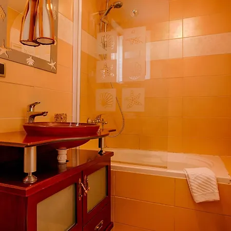 فيلة Unique On A Rock, 50 Meters From The Beach, Sea View - By Traveler Tourist Agency Krk - Id 2401 *