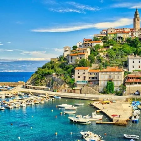 فيلة Unique On A Rock, 50 Meters From The Beach, Sea View - By Traveler Tourist Agency Krk - Id 2401 فربنيك