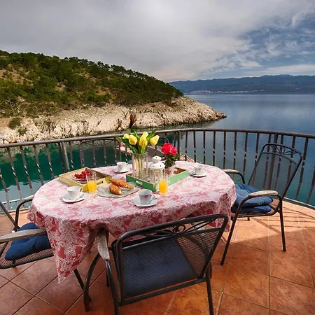 Unique On A Rock, 50 Meters From The Beach, Sea View - By Traveler Tourist Agency Krk - Id 2401 *